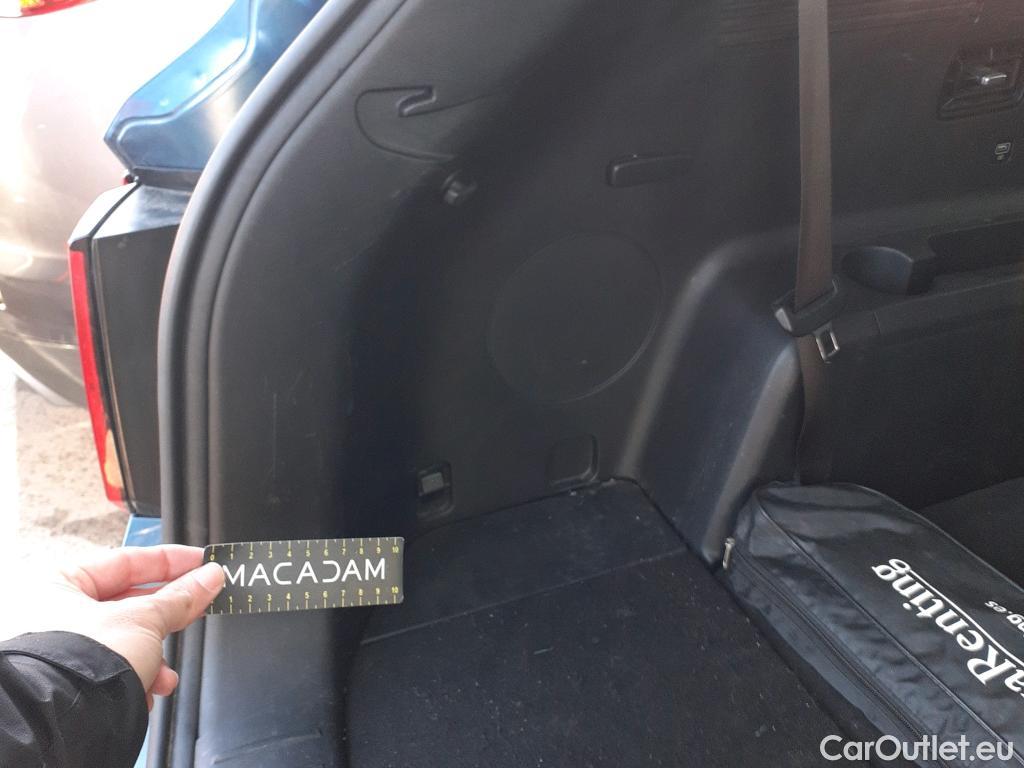  KIA  Sorento KIA  / 2020 / 5P / todoterreno 1.6 T-GDi HEV Emotion 4x2 7pl #29