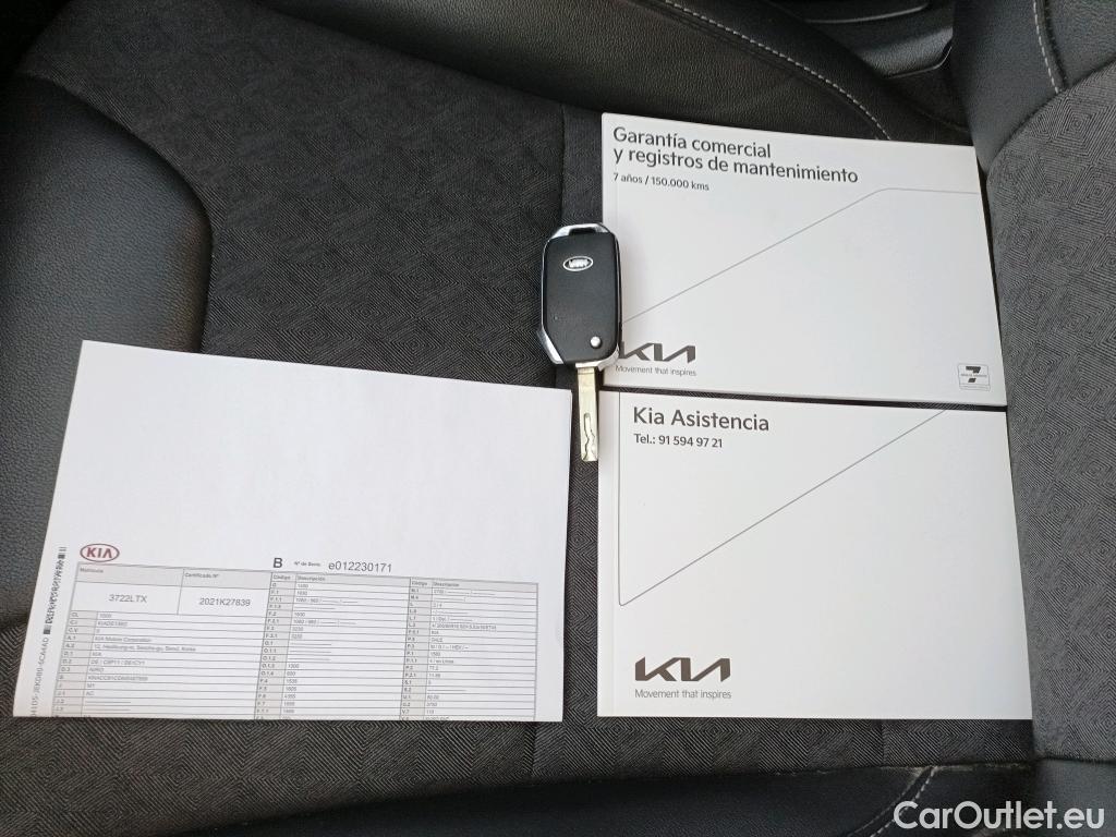  KIA  Niro KIA  / 2019 / 5P / crossover 1.6 GDi HEV 104kW (141CV) Drive #35