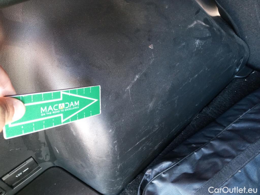  Hyundai  Tucson HYUNDAI  / 2020 / 5P / todoterreno 1.6 TGDI PHEV 195kW Style Auto 4x4 #24