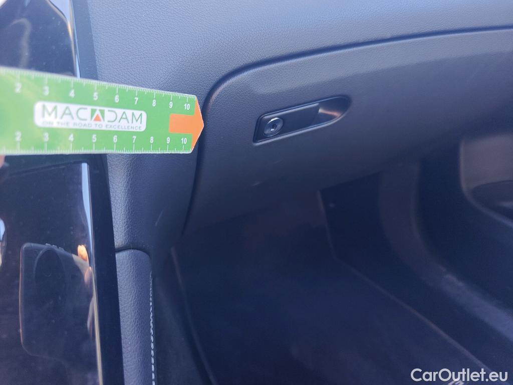  Mercedes  G-Klasee MERCEDES-BENZ GLC Coupé / 2019 / 5P / coupé GLC 220 d 4MATIC #16