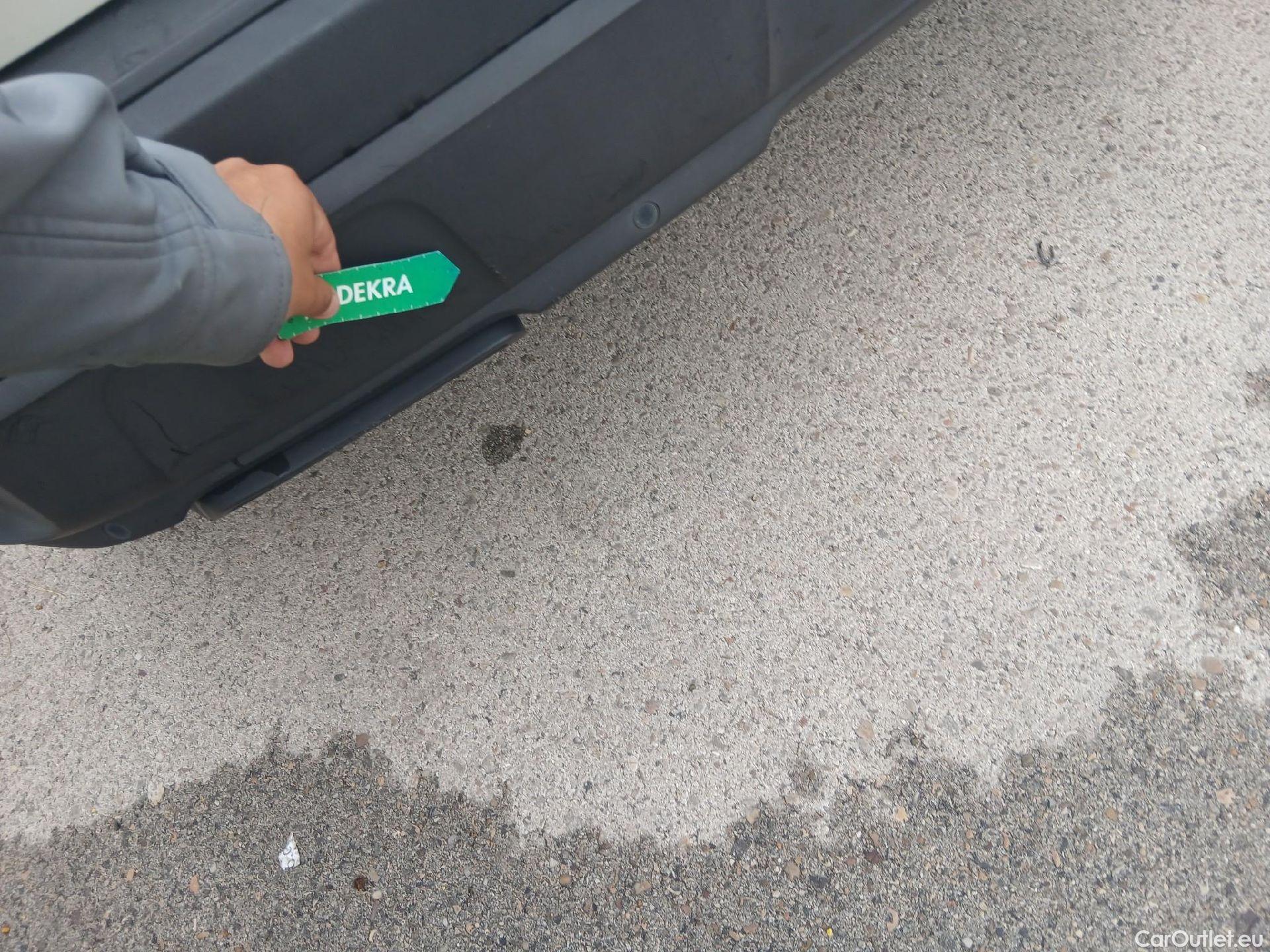  Peugeot  3008 PEUGEOT  / 2020 / 5P / todoterreno 1.5 BlueHDi 96kW (130CV) S&S Active Pack (AC4) #27