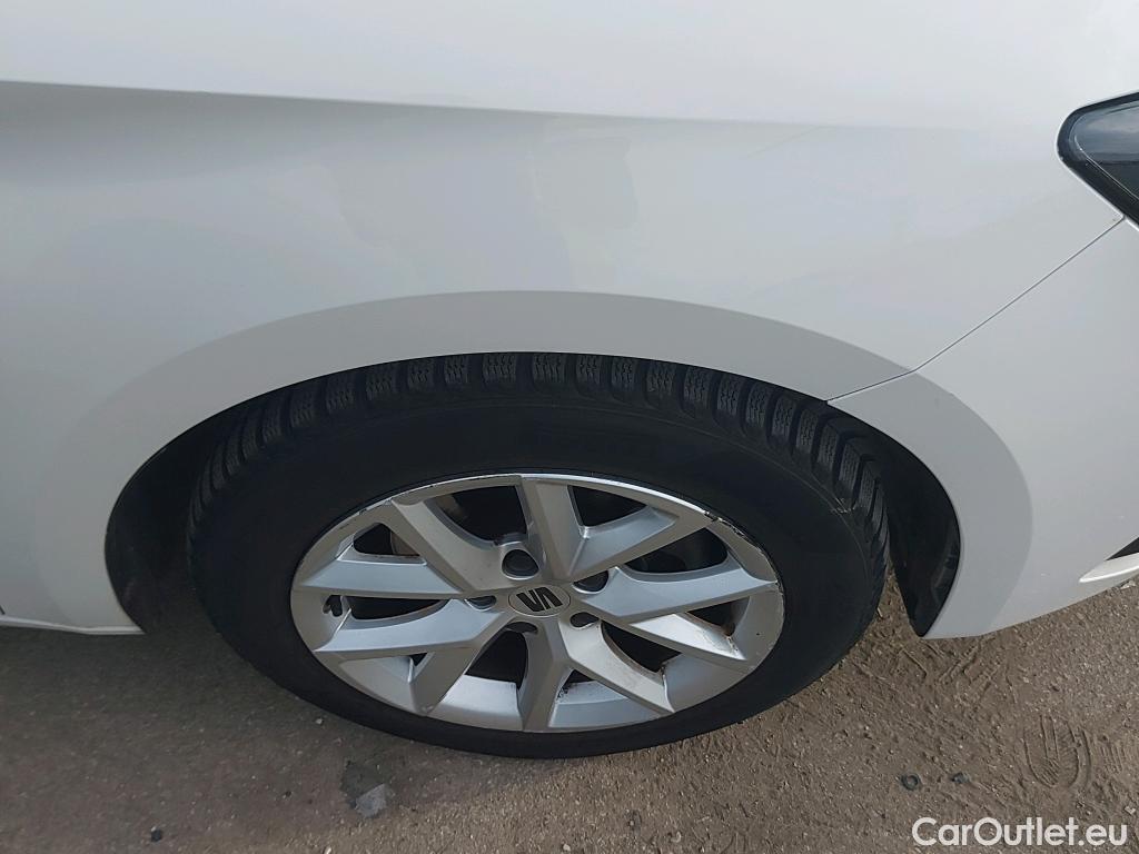  Seat  Leon SEAT Nuevo León / 2020 / 5P / familiar SP 1.5 TSI 96kW S&S Style Go(SP) #13