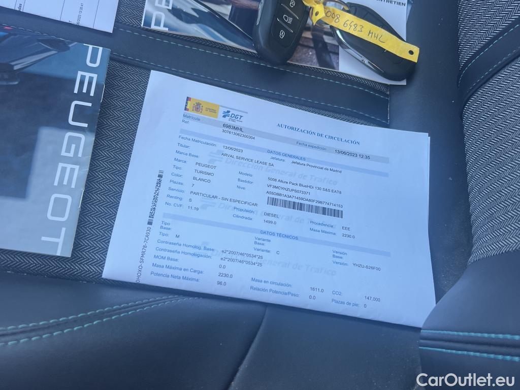  Peugeot  5008  Allure Pack 1.5 HDi 130CV AT8 7 Plazas E6d #10