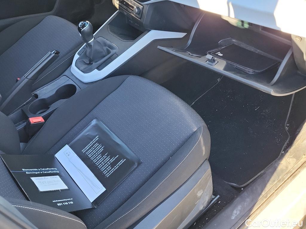  Seat  Arona SEAT  / 2017 / 5P / todoterreno 1.0 TSI 81kW (110CV) Style Plus (AC) #17