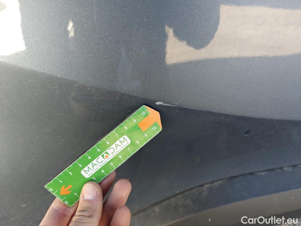  Toyota  C-HR TOYOTA  / 2019 / 5P / todoterreno 2.0 180H Advance #11