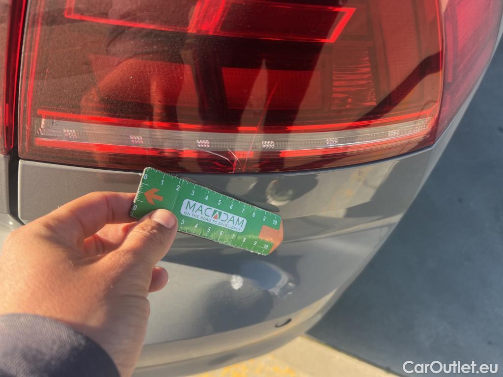  Volkswagen  Passat VOLKSWAGEN  / 2019 / 4P / sedán Executive 2.0 TDI 110kW (150CV) #2