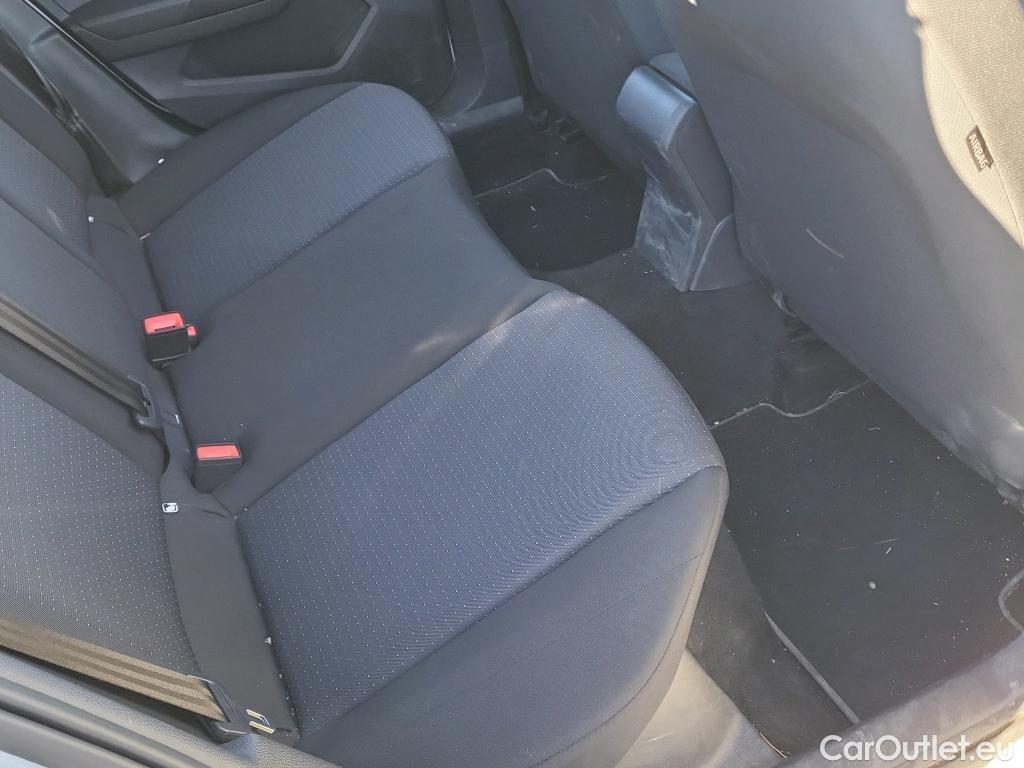  Seat  Arona SEAT  / 2017 / 5P / todoterreno 1.0 TSI 81kW (110CV) Style Plus (AC) #16