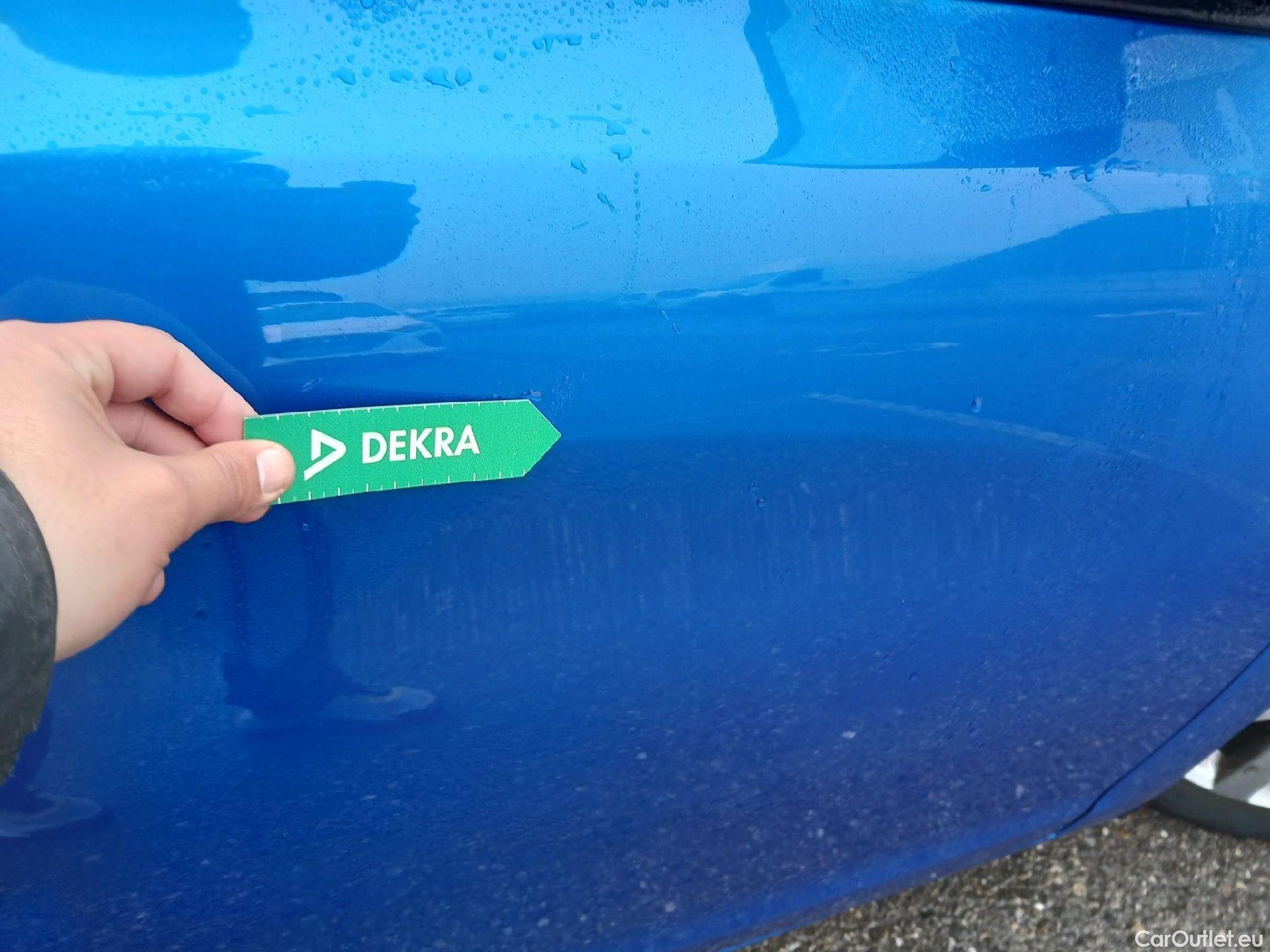  Peugeot  308 PEUGEOT  / 2017 / 5P / familiar SW Active Pack BlueHDi 130 S&S #44