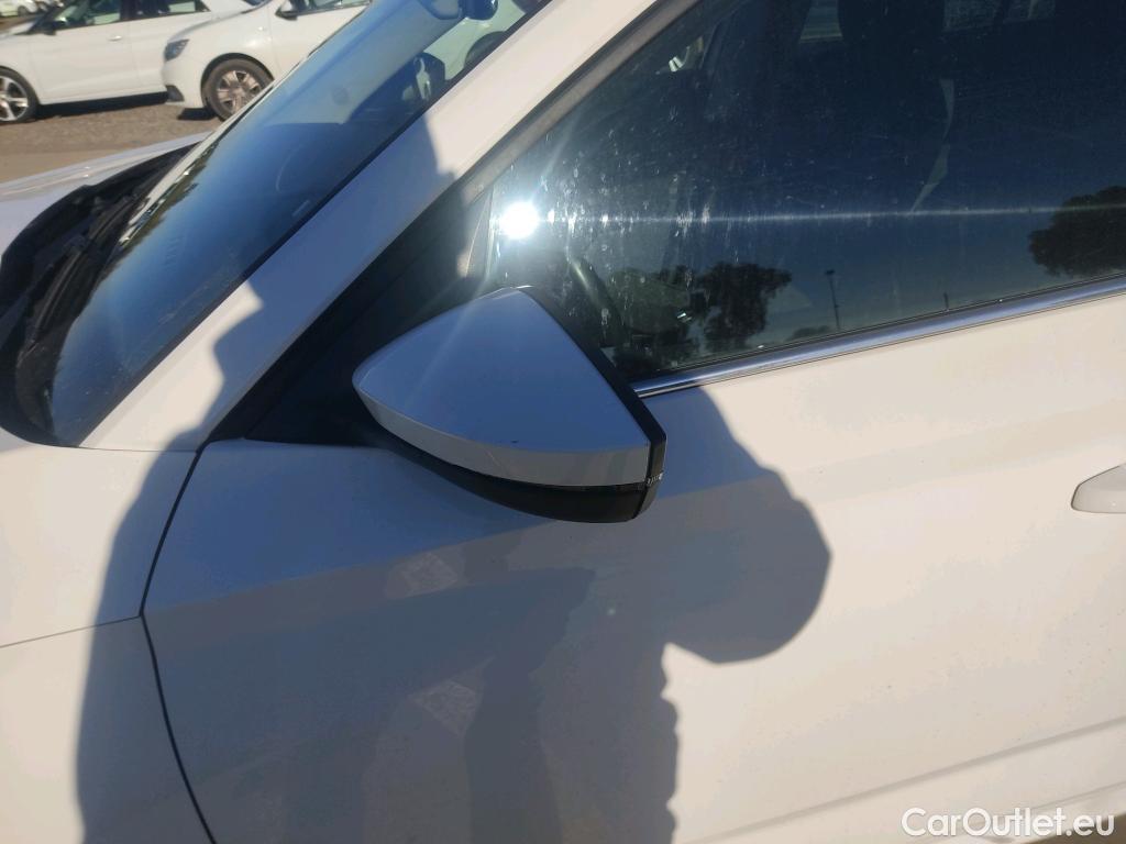  Skoda  KAMIQ SKODA  1.0 TSI 81kW (110CV) DSG Ambition (CX) #18