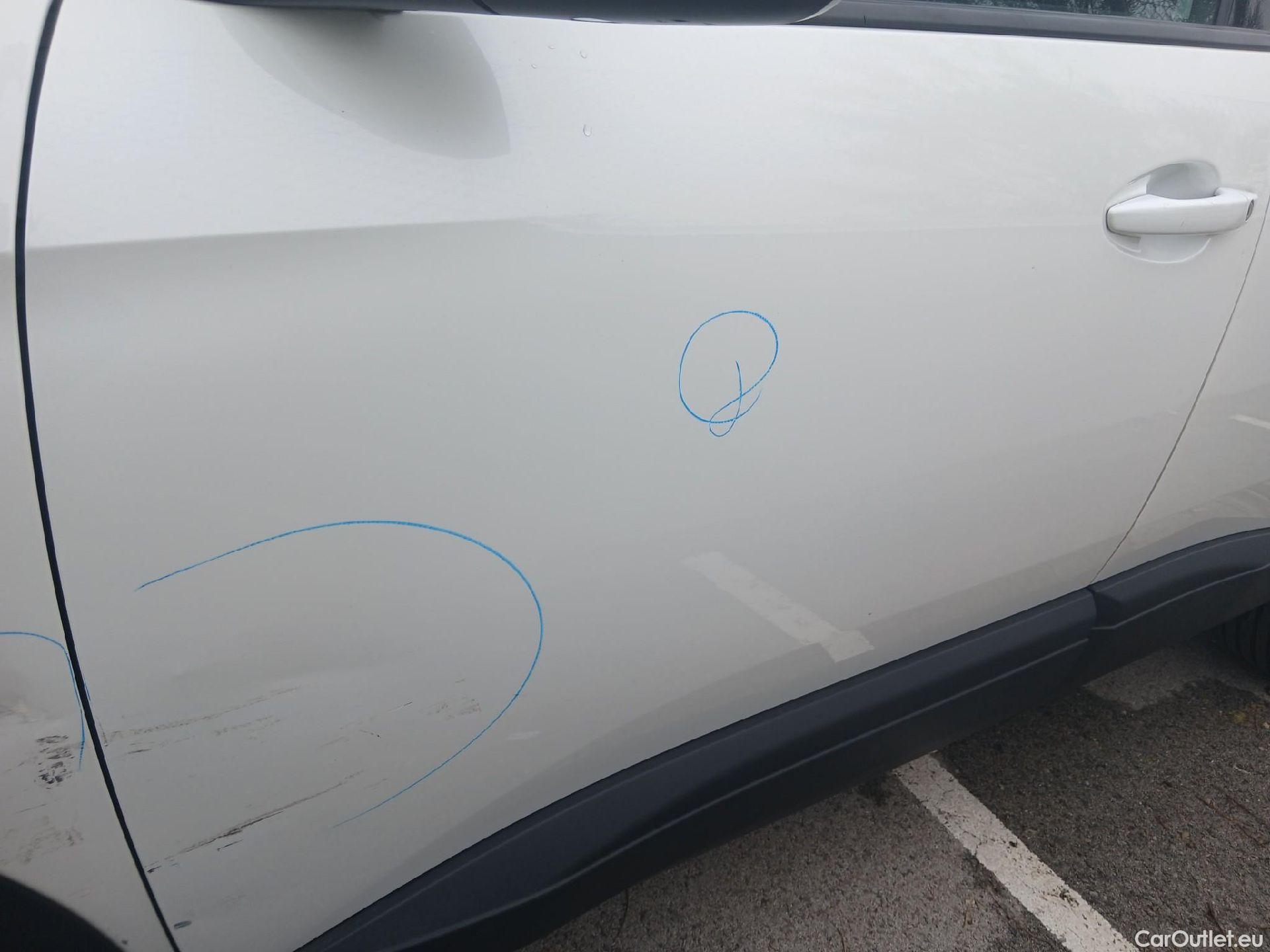  Peugeot  3008 PEUGEOT  / 2020 / 5P / todoterreno 1.5 BlueHDi 96kW (130CV) S&S Active Pack (AC4) #18