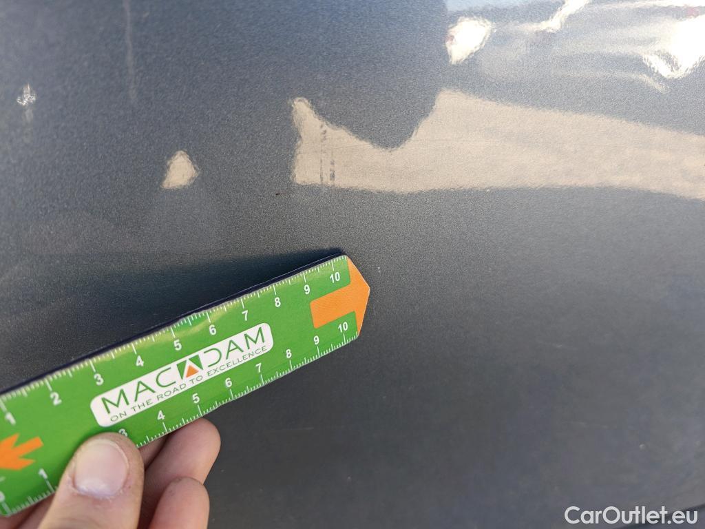  Toyota  C-HR TOYOTA  / 2019 / 5P / todoterreno 2.0 180H Advance #25