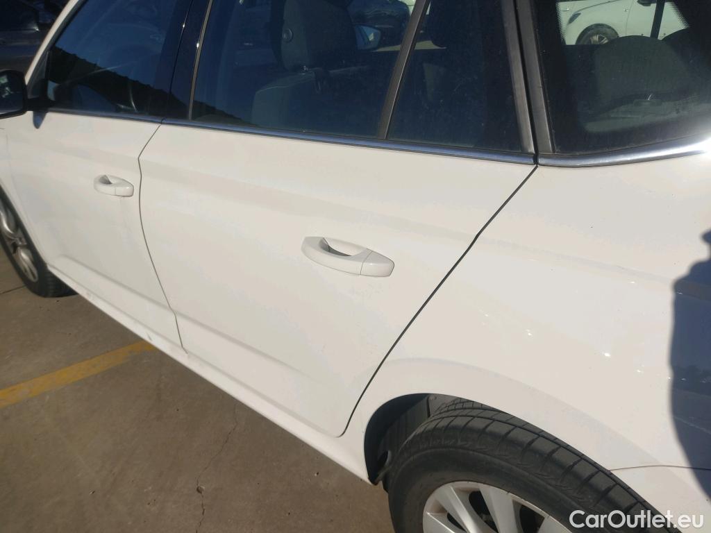  Skoda  KAMIQ SKODA  1.0 TSI 81kW (110CV) DSG Ambition (CX) #14