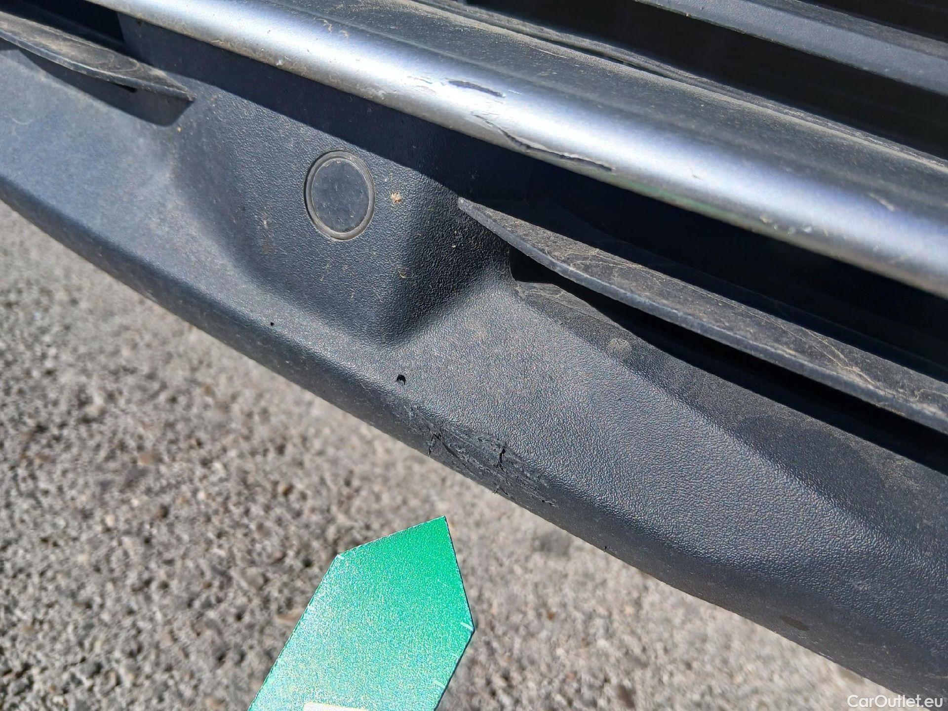  Peugeot  3008 PEUGEOT  / 2020 / 5P / todoterreno 1.5 BlueHDi 96kW (130CV) S&S Allure EAT8 #11