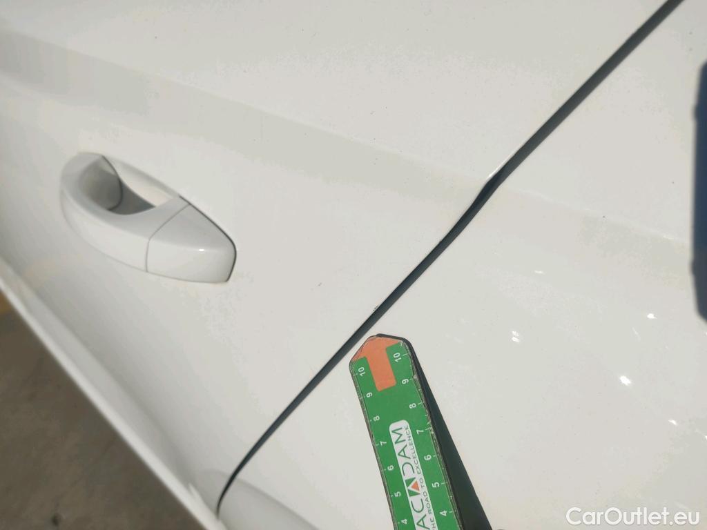  Skoda  KAMIQ SKODA  1.0 TSI 81kW (110CV) DSG Ambition (CX) #15