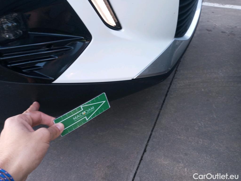  Peugeot  2008 PEUGEOT  / 2019 / 5P / todoterreno Allure Pack Puretech 130 S&S EAT8 (AC) #12