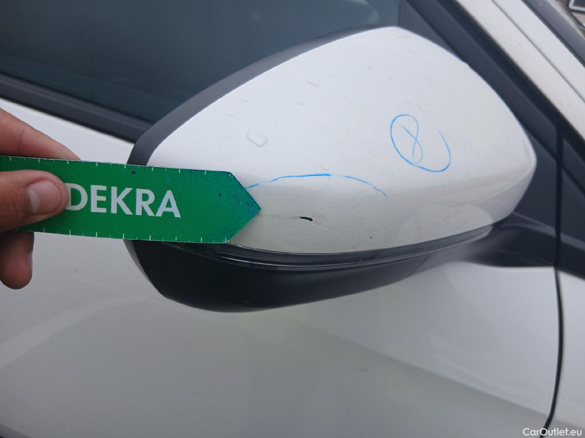  Peugeot  3008 PEUGEOT  / 2020 / 5P / todoterreno 1.5 BlueHDi 96kW (130CV) S&S Active Pack (AC4) #34