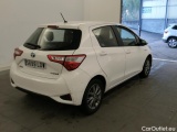  Toyota  Yaris TOYOTA  / 2017 / 5P / berlina con portón 1.5 100H Active #2
