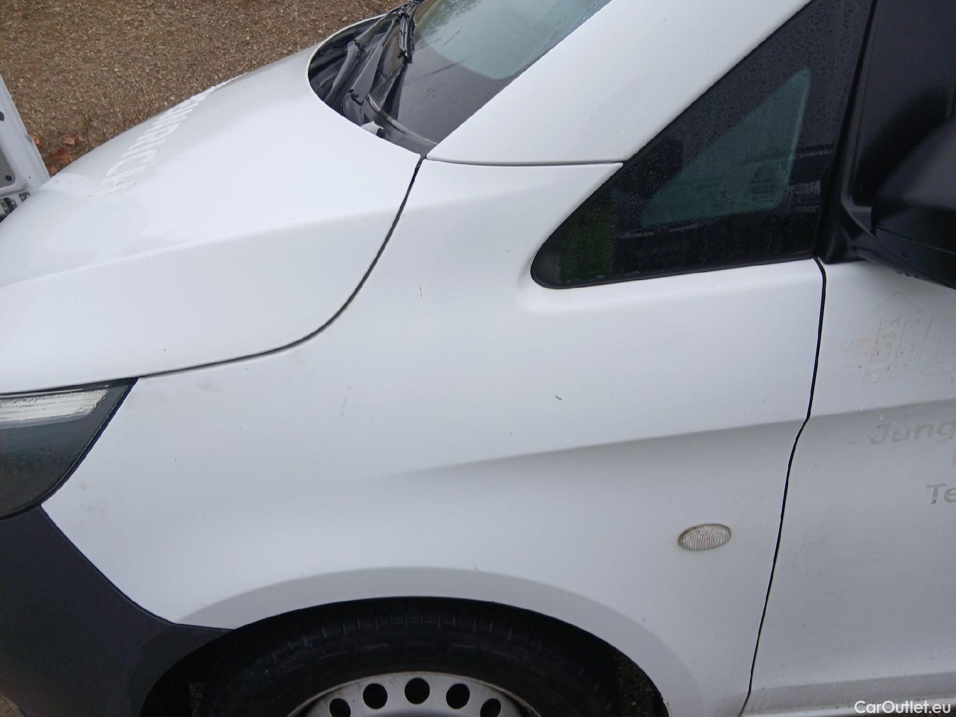  Mercedes  Vito MERCEDES-BENZ  / 2014 / 4P / furgón 111 CDI Larga #5