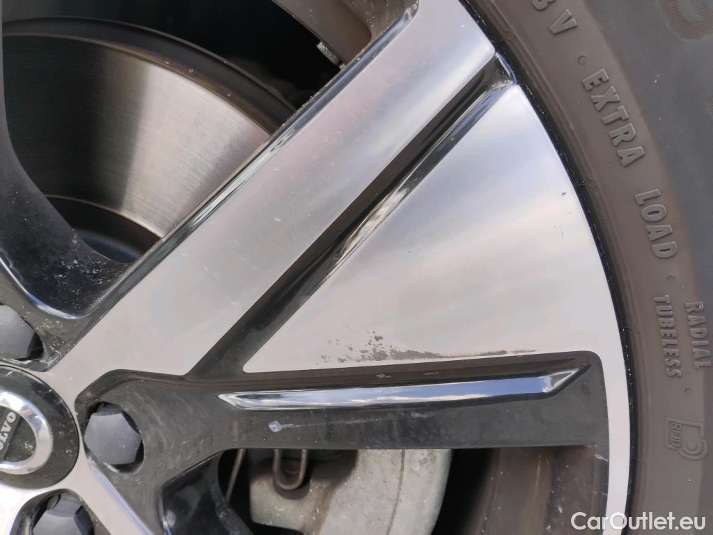  Volvo  XC 40 VOLVO XC40 / 2017 / 5P / todoterreno 1.5 T4 Twin Recharge R-Design Auto #13