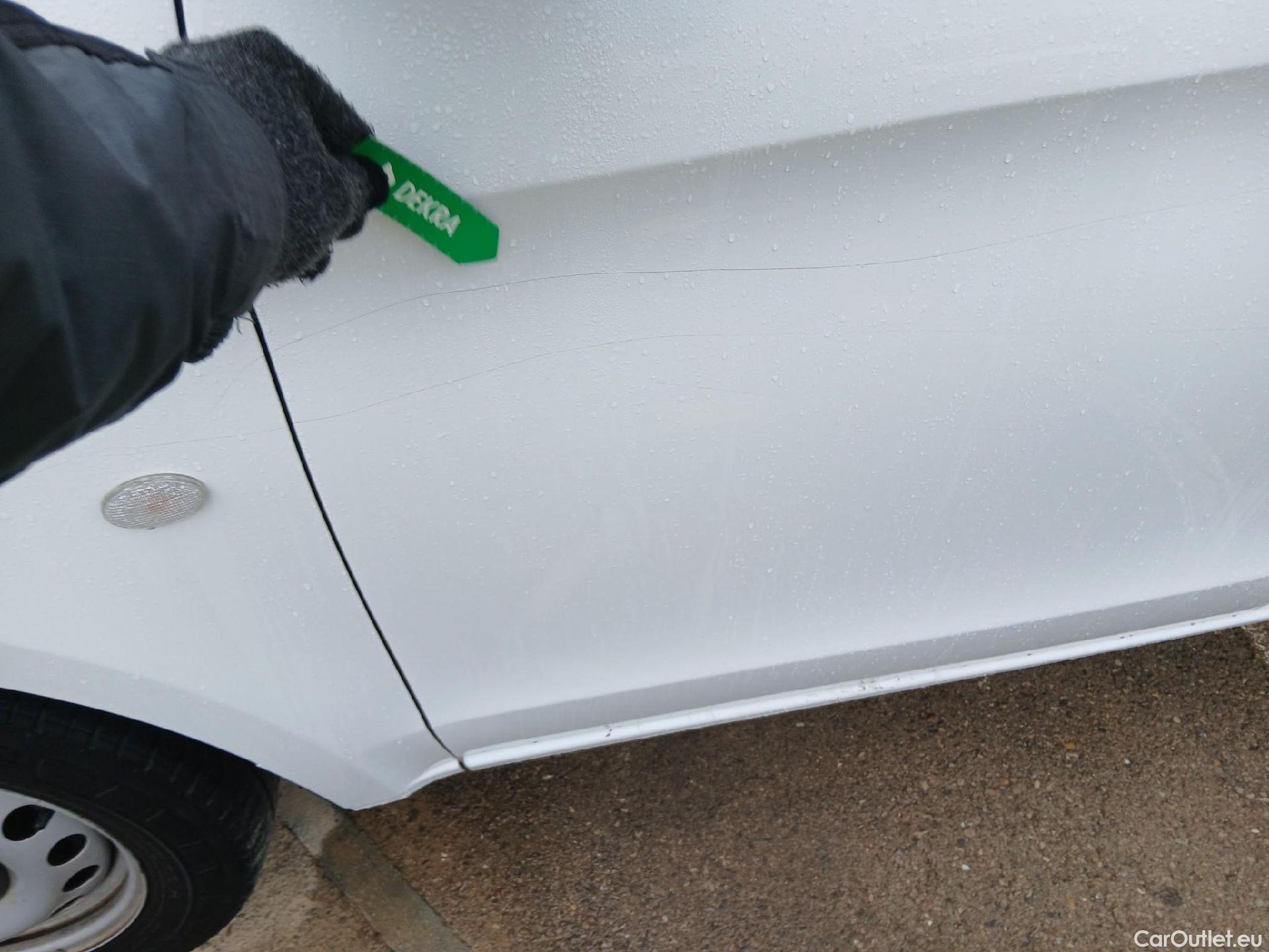  Mercedes  Vito MERCEDES-BENZ  / 2014 / 4P / furgón 114CDI AT 100kW Mixto Pro Compacta #8