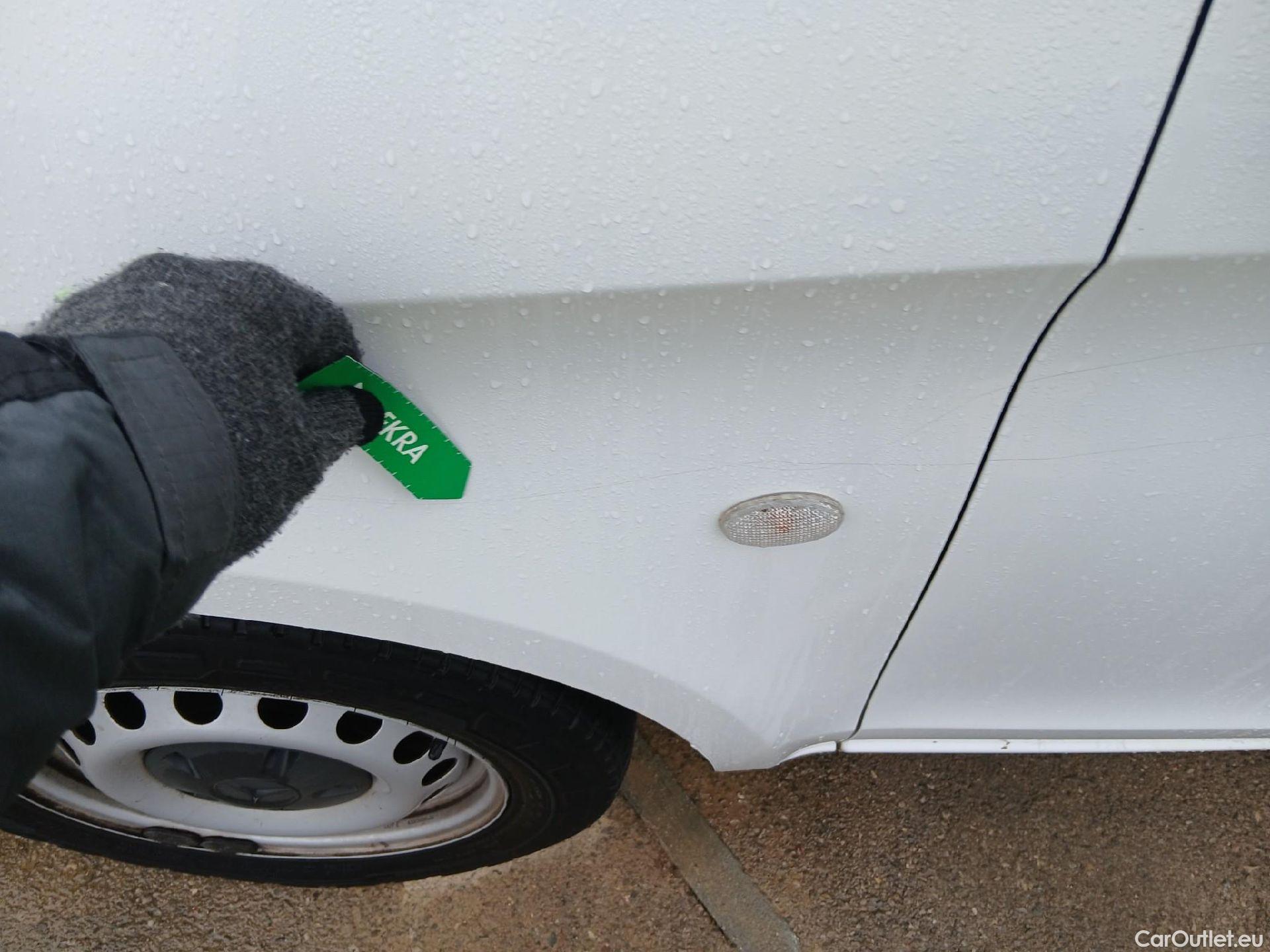  Mercedes  Vito MERCEDES-BENZ  / 2014 / 4P / furgón 114CDI AT 100kW Mixto Pro Compacta #6