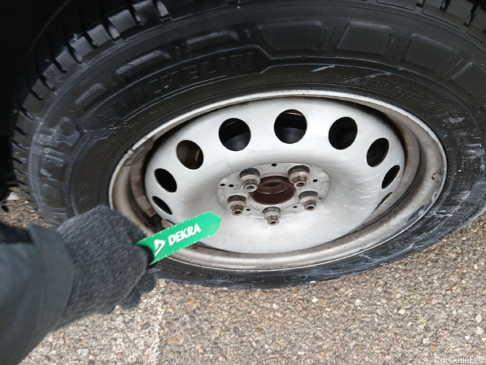  Mercedes  Vito MERCEDES-BENZ  / 2014 / 4P / furgón 111 CDI Larga #11