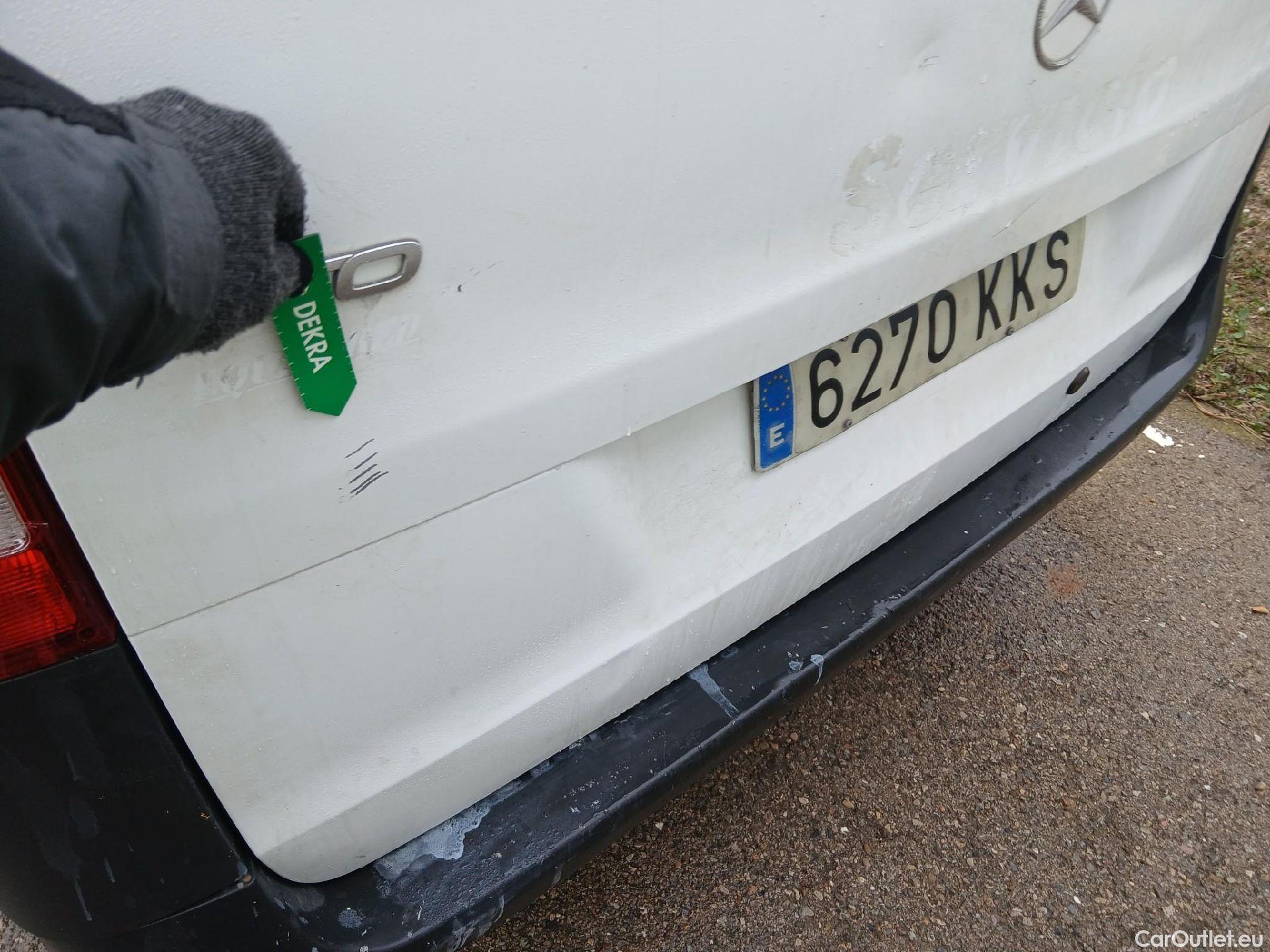  Mercedes  Vito MERCEDES-BENZ  / 2014 / 4P / furgón 111 CDI Larga #15