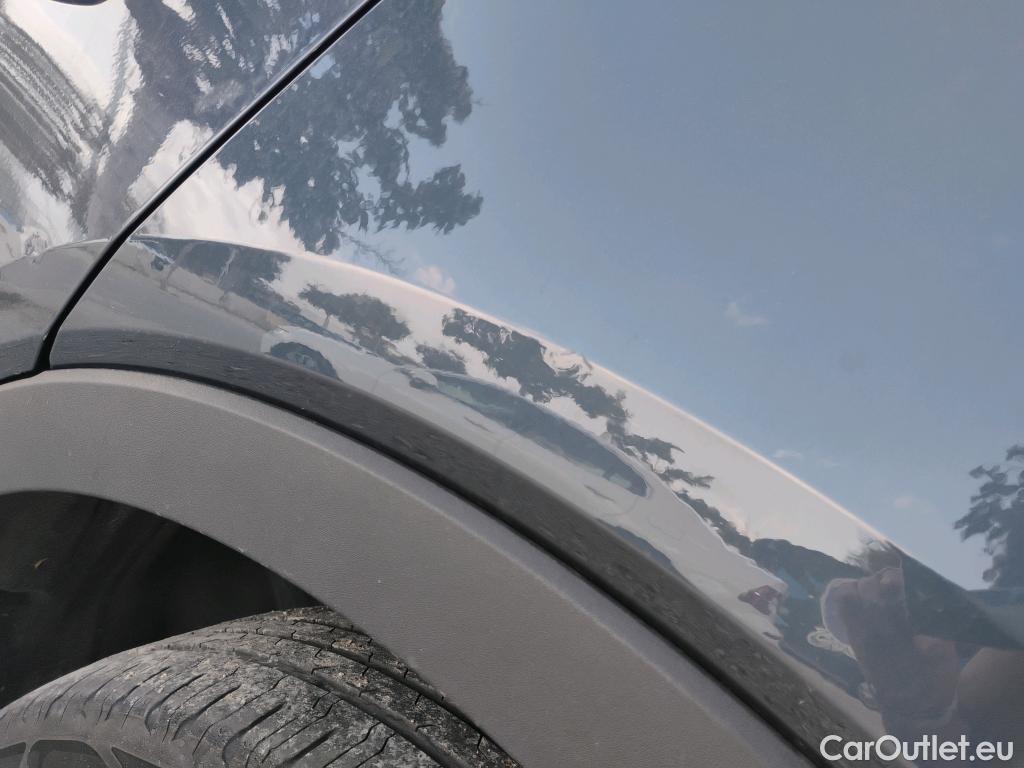  Volvo  XC 40 VOLVO XC40 / 2017 / 5P / todoterreno 1.5 T4 Twin Recharge R-Design Auto #32