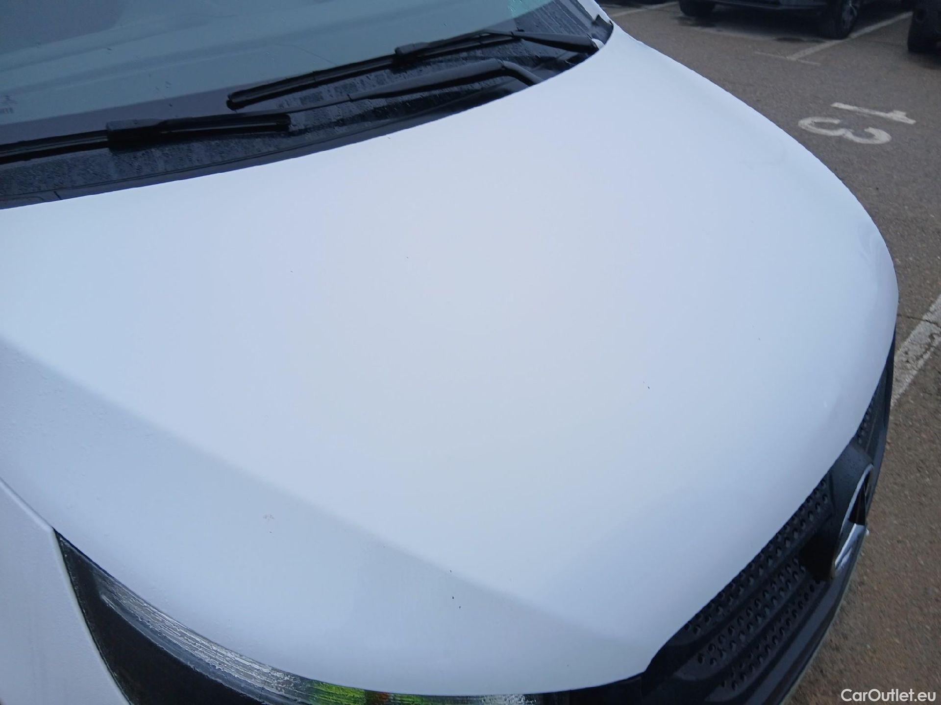  Mercedes  Vito MERCEDES-BENZ  / 2014 / 4P / furgón 114CDI AT 100kW Mixto Pro Compacta #3