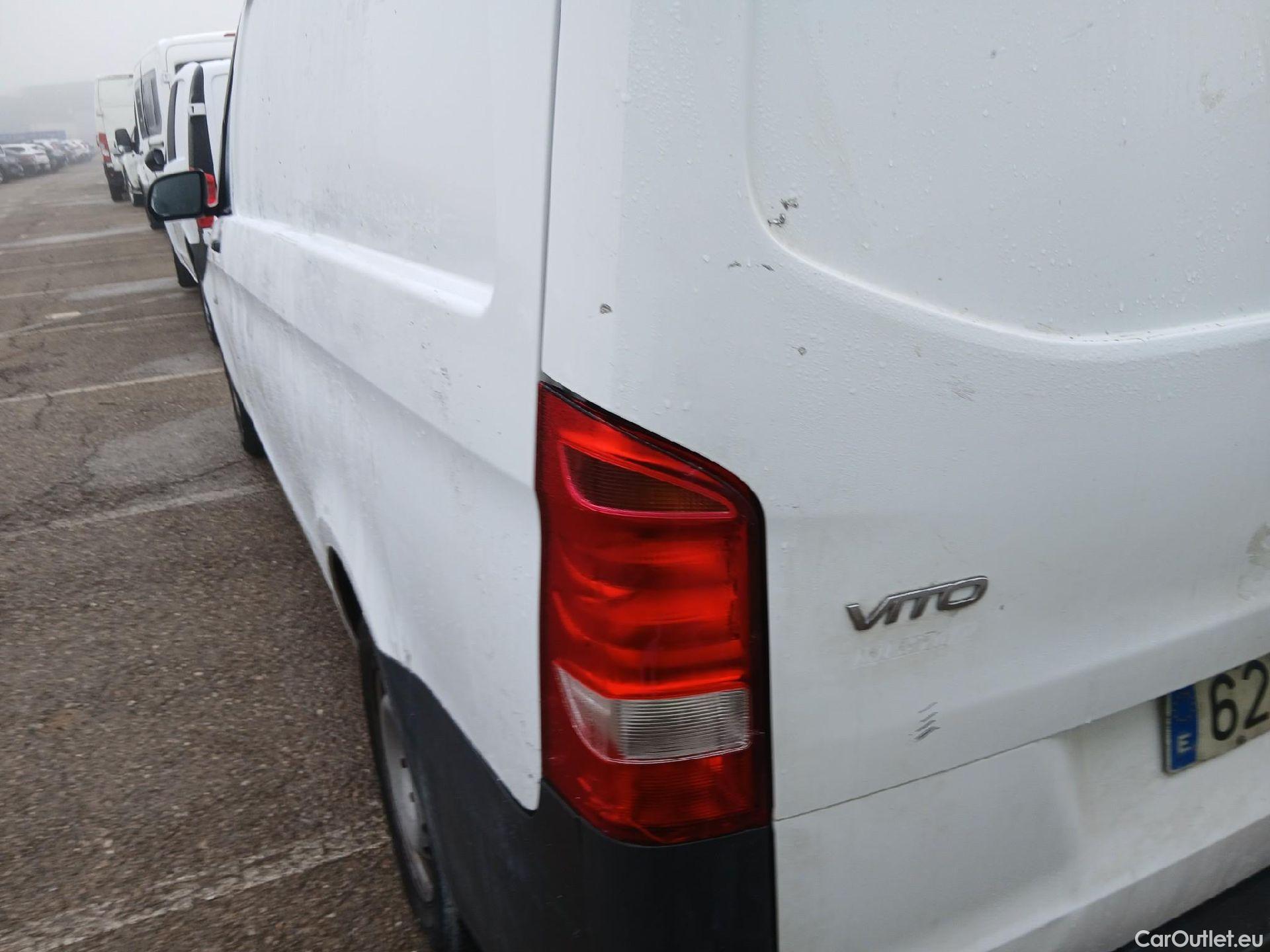  Mercedes  Vito MERCEDES-BENZ  / 2014 / 4P / furgón 111 CDI Larga #13