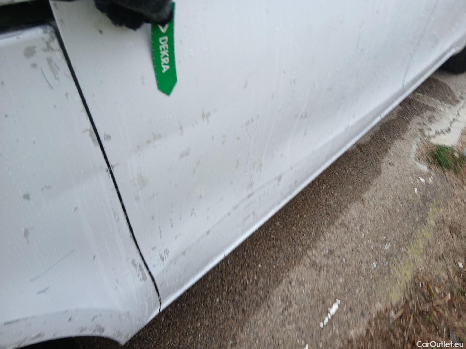  Mercedes  Vito MERCEDES-BENZ  / 2014 / 4P / furgón 111 CDI Larga #21