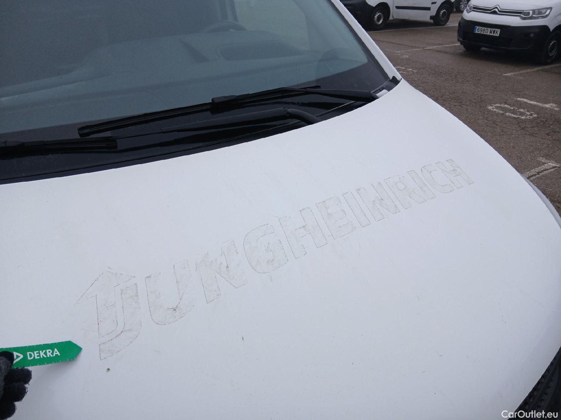  Mercedes  Vito MERCEDES-BENZ  / 2014 / 4P / furgón 111 CDI Larga #1