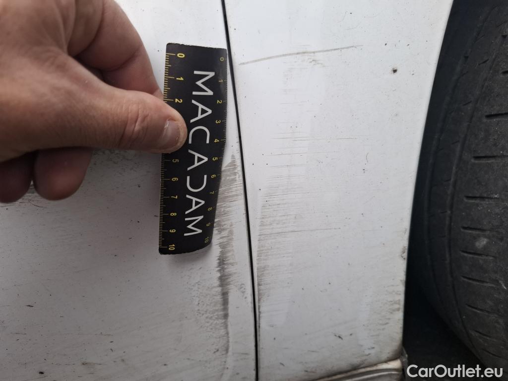  Citroen  Berlingo CITROEN  / 2018 / 4P / Fourgonnette Taille M 650kg BlueHDi 100 BVM Club #17