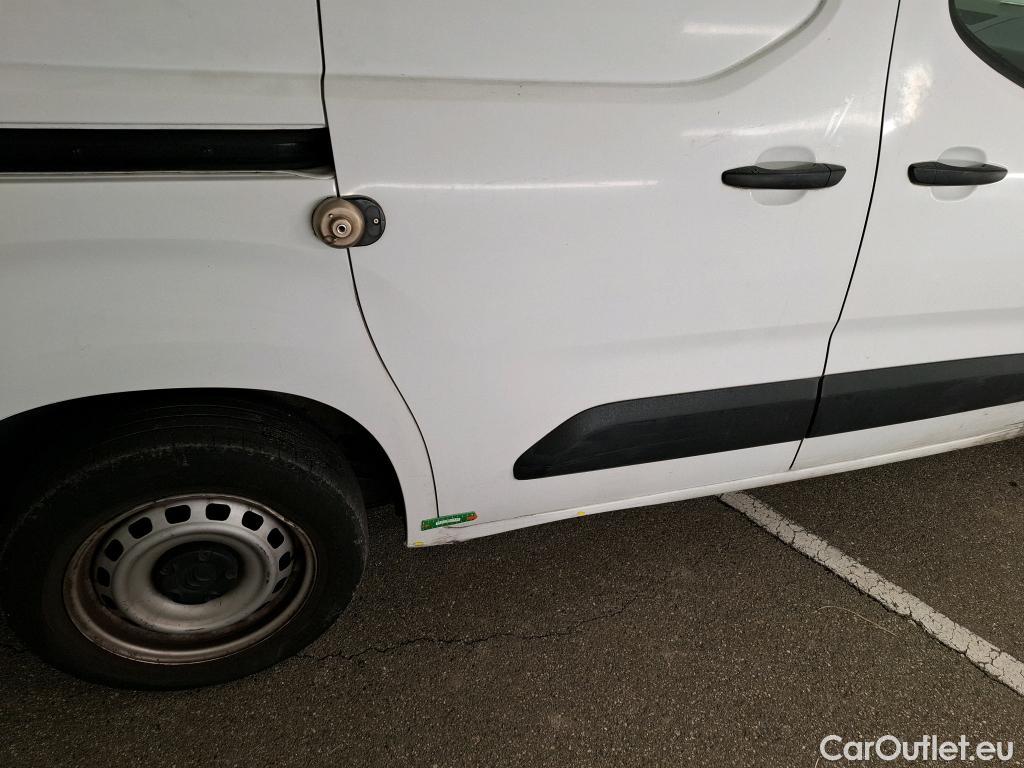  Citroen  Berlingo CITROEN  / 2018 / 4P / Fourgonnette Taille M 650kg BlueHDi 100 BVM Club #1