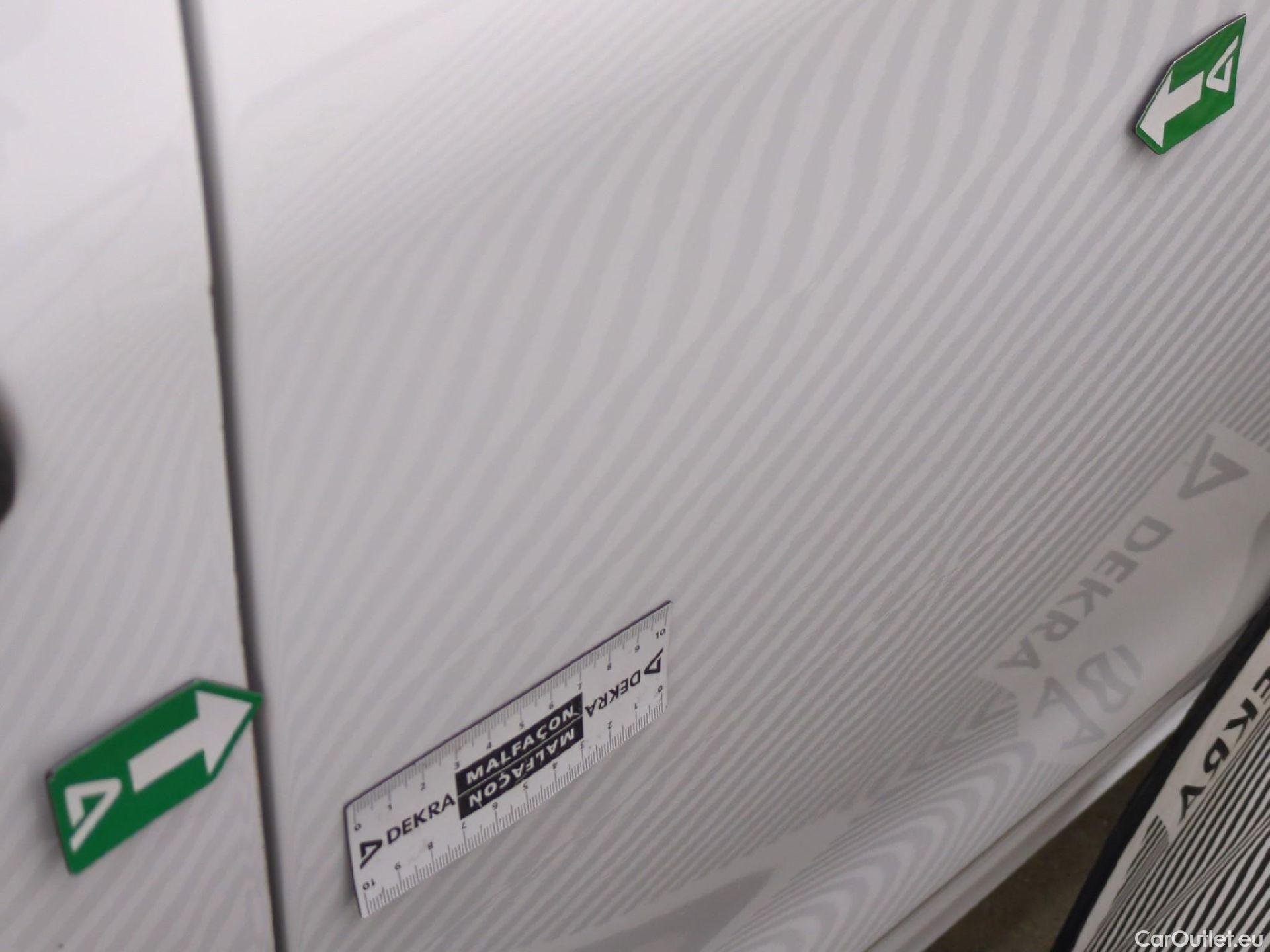  Peugeot  208  Affaire Pack Clim 1.6 HDi 75CV BVM5 E6 #89