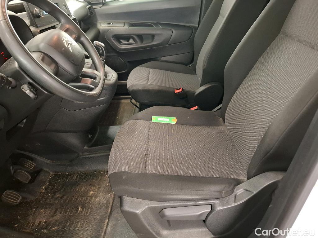  Citroen  Berlingo CITROEN  / 2018 / 4P / Fourgonnette Taille M 650kg BlueHDi 100 BVM Club #34