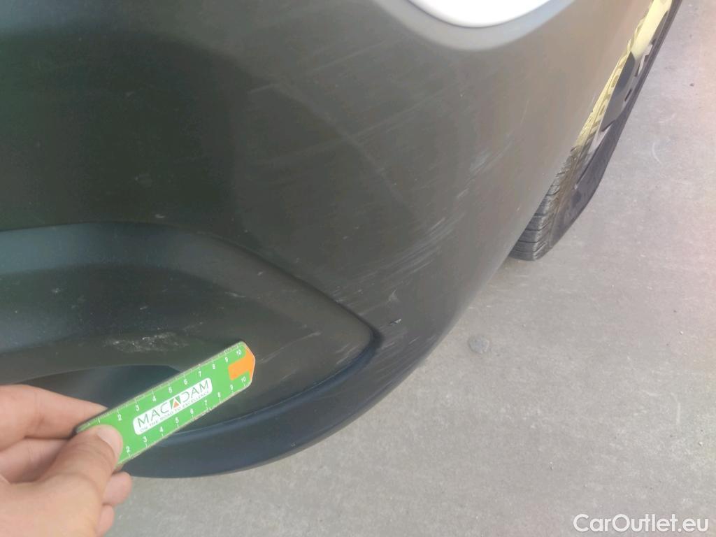  Renault  Trafic RENAULT  / 2019 / 4P / furgón Furgón 27 L1H1 Energy BluedCi 70 kW #29