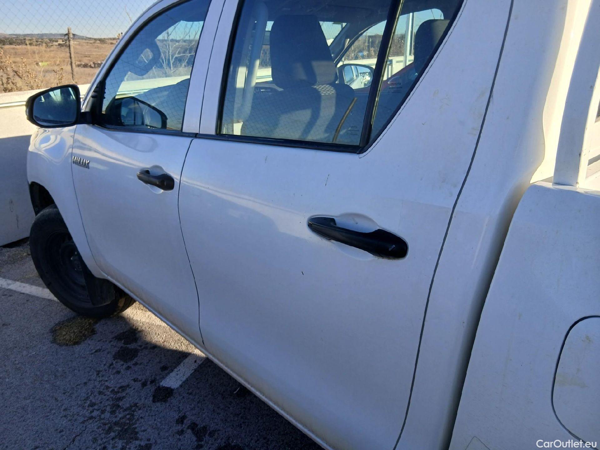  Toyota  Hilux TOYOTA  VU 4p 7G pickup 2.4 D-4D Cabina Doble GX 4x4 #15