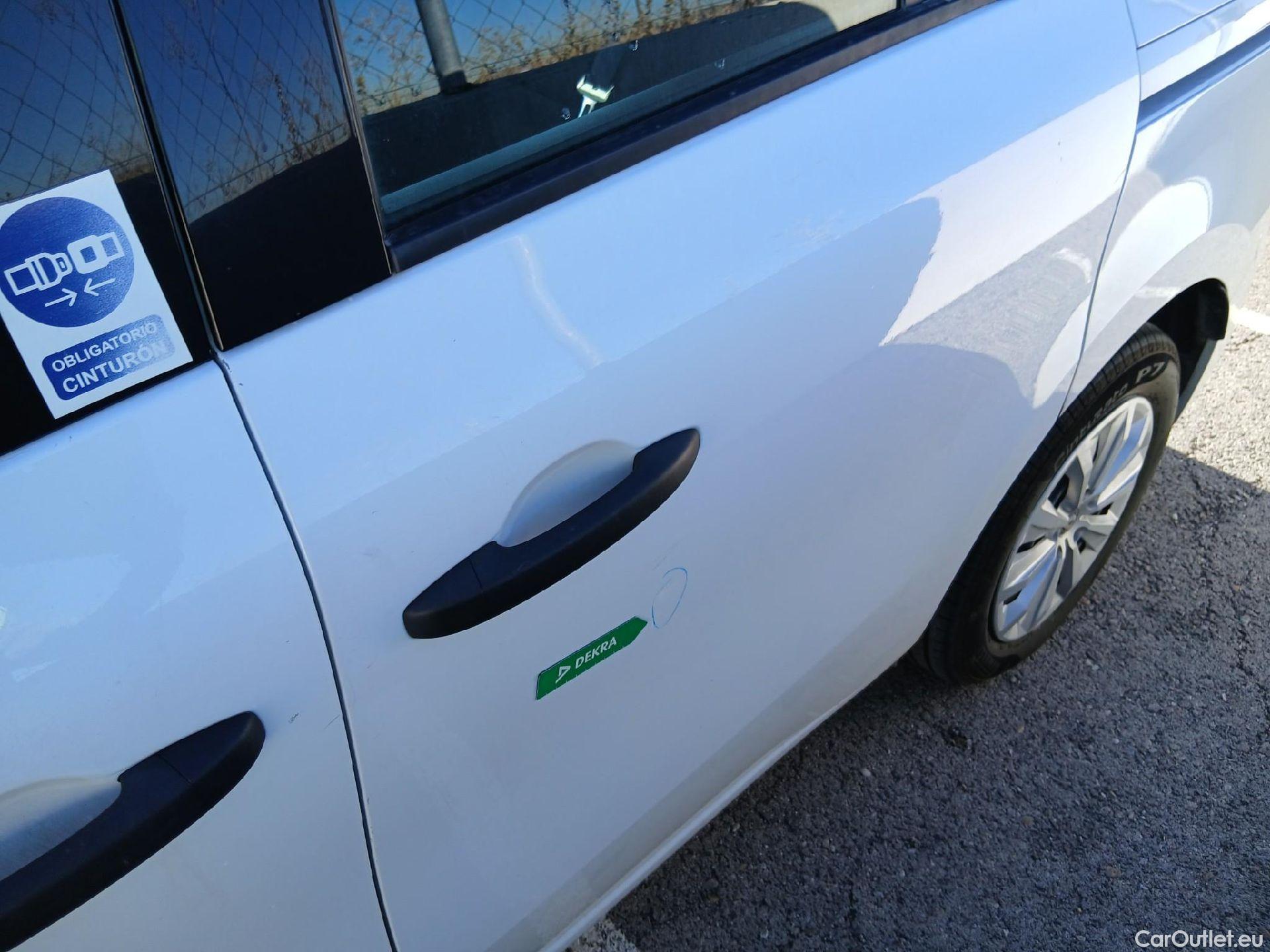  Renault  Kangoo RENAULT  Combi / 2021 / 5P / combi Life Edition One 1.5 Blue dCi 70kW(95CV) (IND)(AC) #14