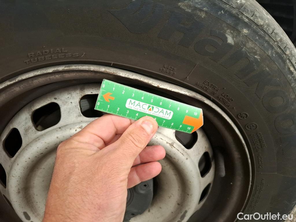  Citroen  Berlingo CITROEN  / 2018 / 4P / Fourgonnette Taille M 650kg BlueHDi 100 BVM Club #25