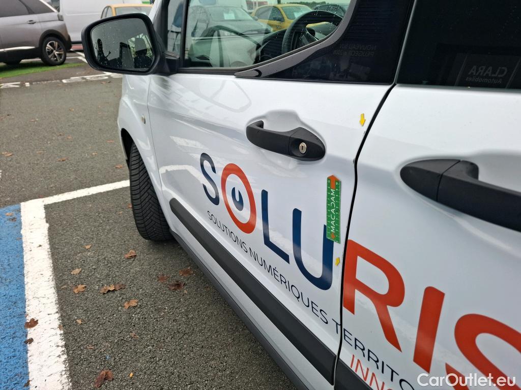  Ford  Transit FORD  Courier / 2018 / 4P / Fourgonnette 1.0E100 BV6 Trend #13