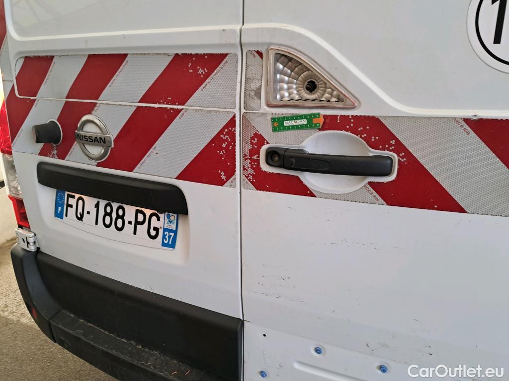  Nissan  NV400 NISSAN  / 2014 / 4P / Fourgon tôlé L2H2 2.3 dCi 165 EUVI S/S 3t5 N-Connecta #42