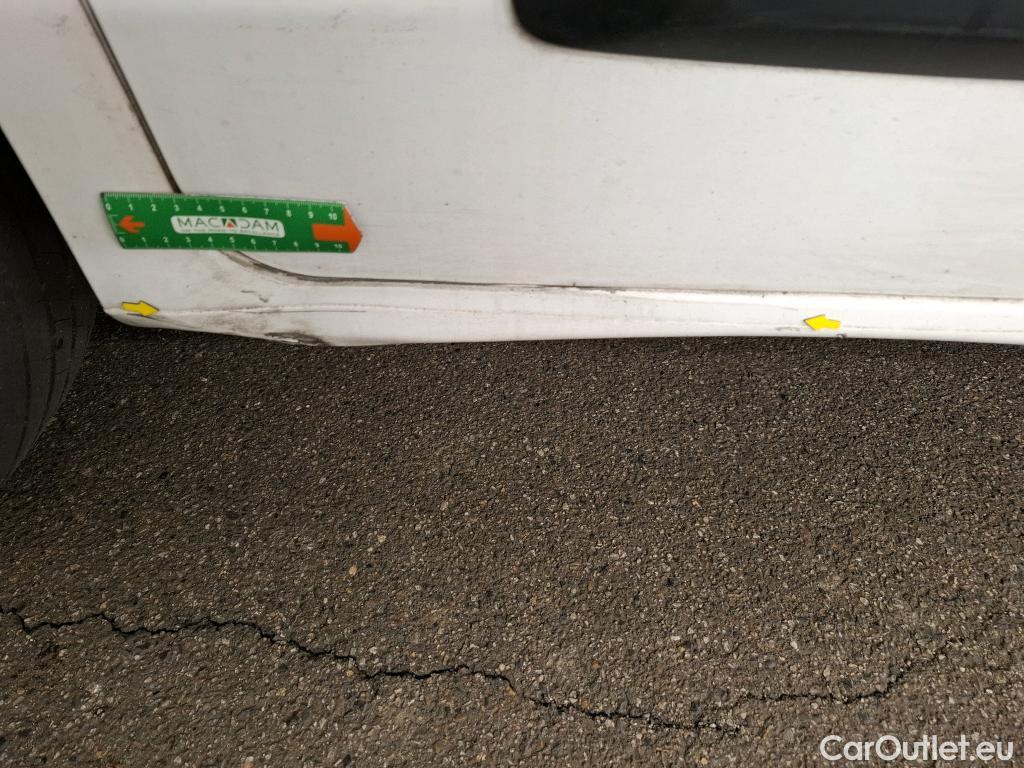  Citroen  Berlingo CITROEN  / 2018 / 4P / Fourgonnette Taille M 650kg BlueHDi 100 BVM Club #3