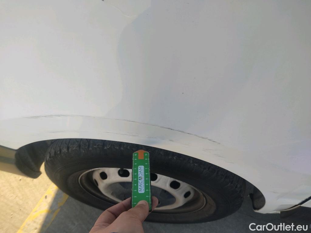  Renault  Trafic RENAULT  / 2019 / 4P / furgón Furgón 27 L1H1 Energy BluedCi 70 kW #3