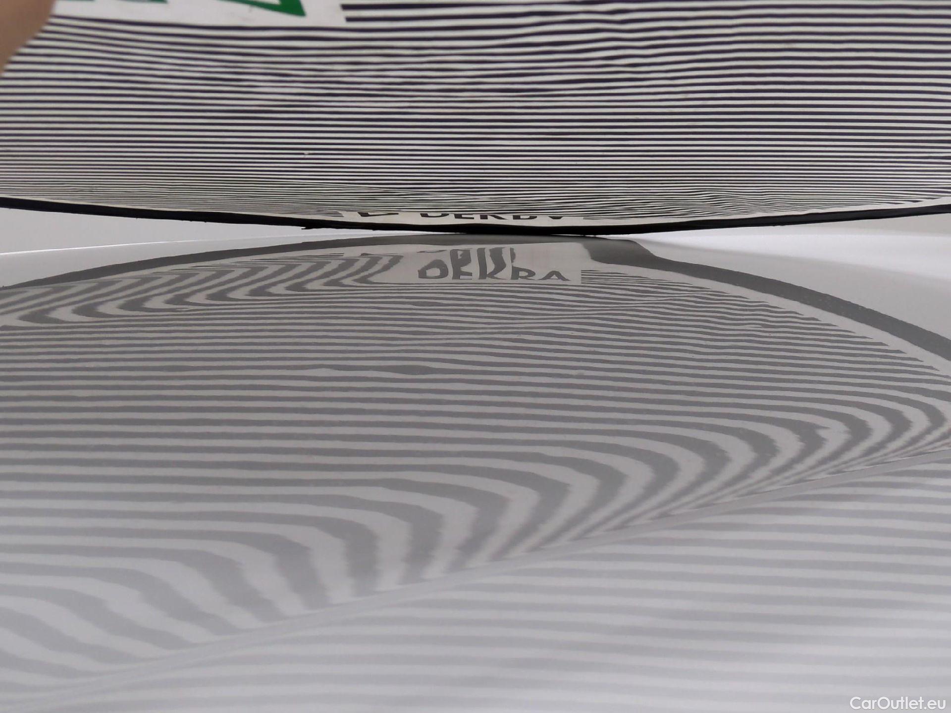  Peugeot  208  Affaire Pack Clim 1.6 HDi 75CV BVM5 E6 #96