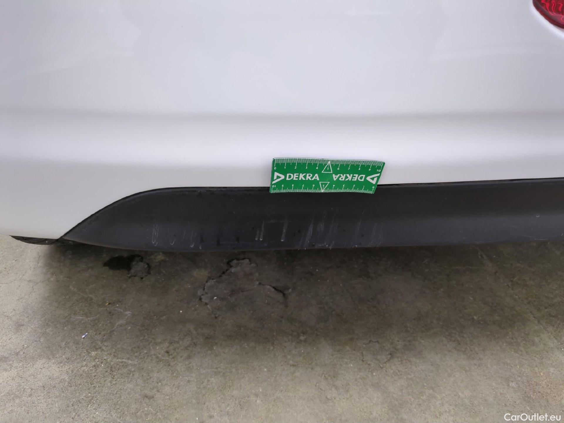  Peugeot  208  Affaire Pack Clim 1.6 HDi 75CV BVM5 E6 #102