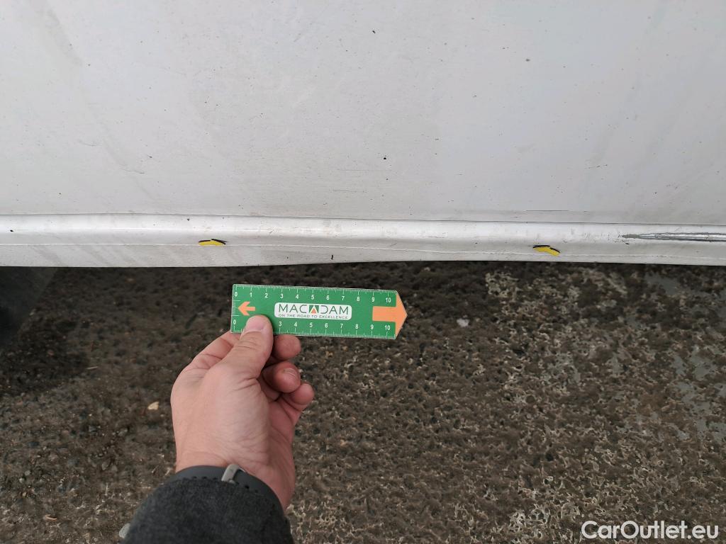  Nissan  NV400 NISSAN  / 2014 / 4P / Fourgon tôlé L2H2 2.3 dCi 165 EUVI S/S 3t5 N-Connecta #18