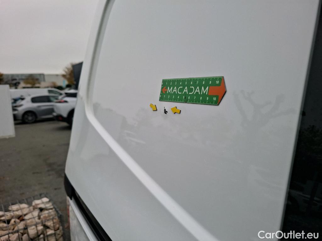  Ford  Transit FORD  Courier / 2018 / 4P / Fourgonnette 1.0E100 BV6 Trend #24