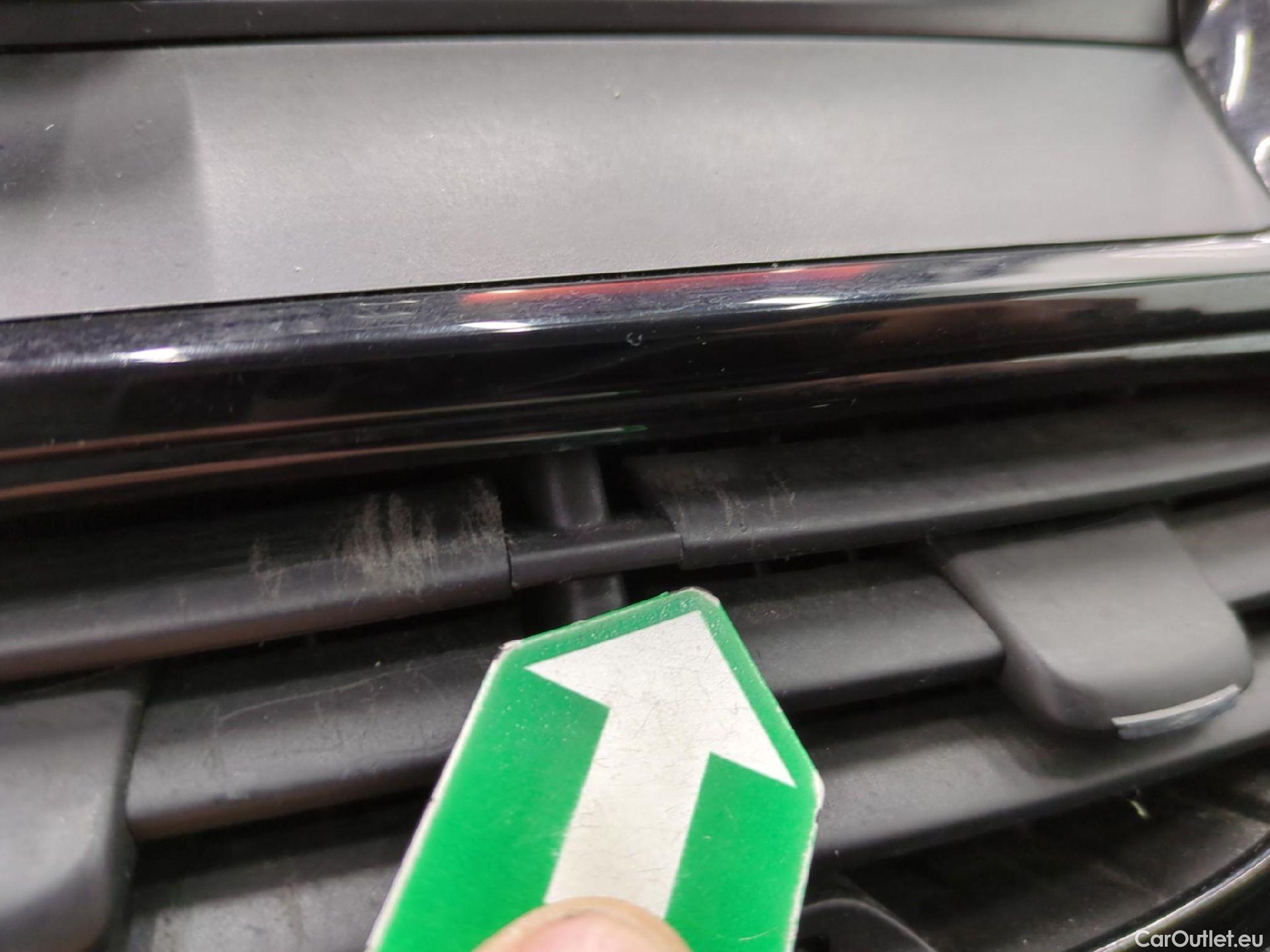  Peugeot  208  Affaire Pack Clim 1.6 HDi 75CV BVM5 E6 #27