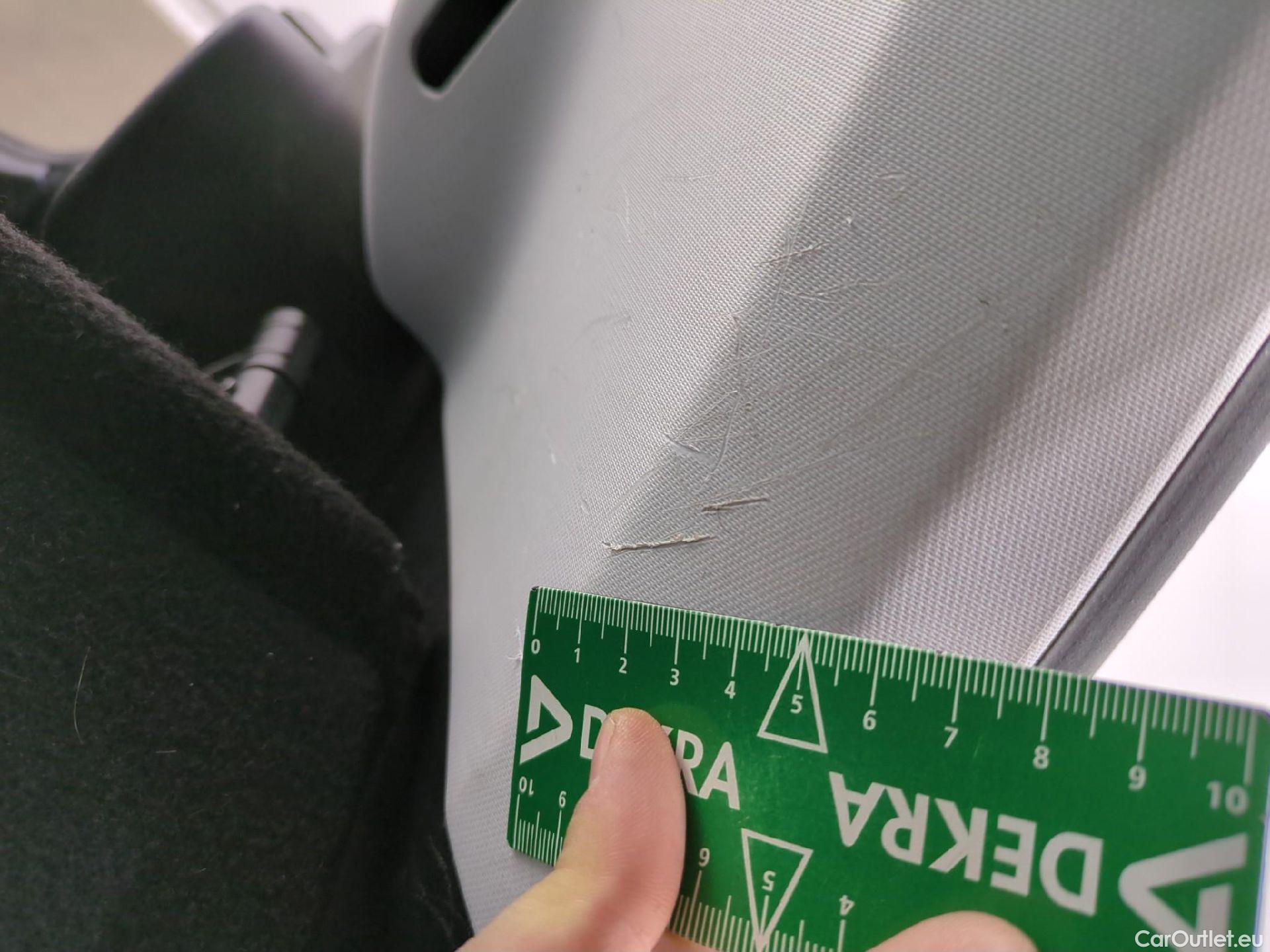  Peugeot  208  Affaire Pack Clim 1.6 HDi 75CV BVM5 E6 #45